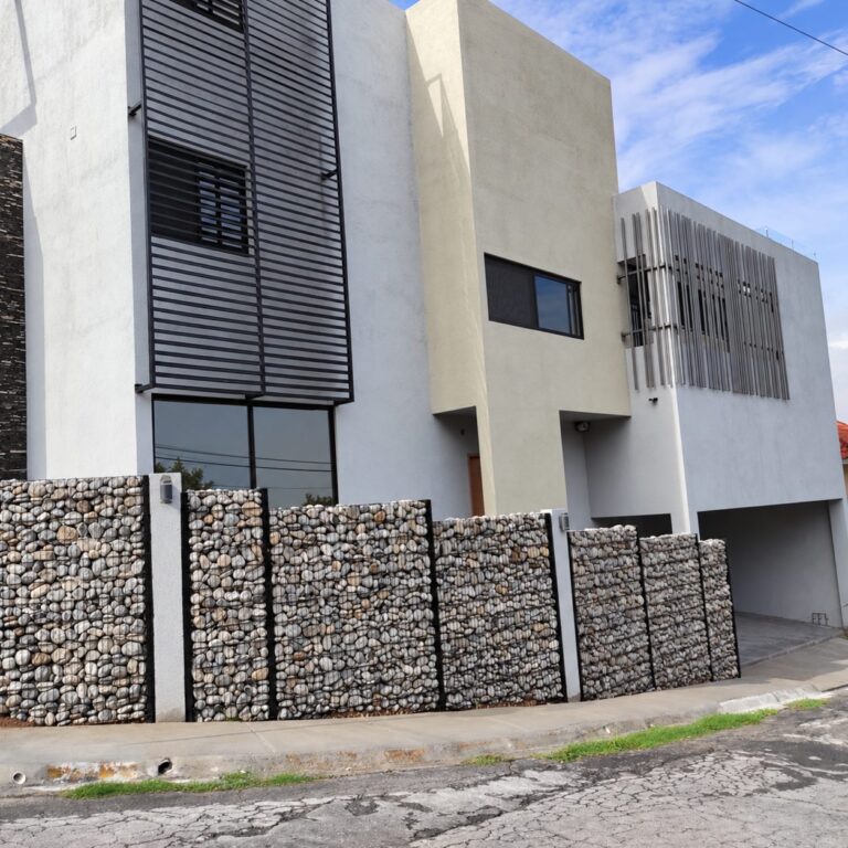 Barda gavión color negro residencial Monterrey N.L. – REGAMA