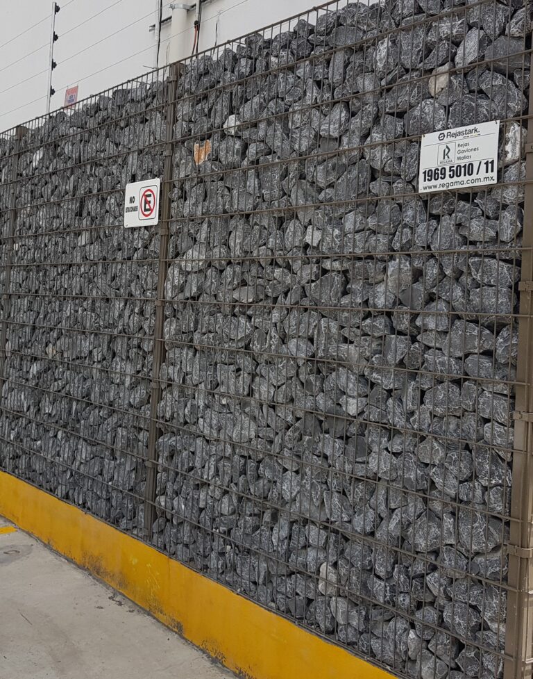 Barda gavión piedra azul Las Residencias Monterrey N.L. – REGAMA
