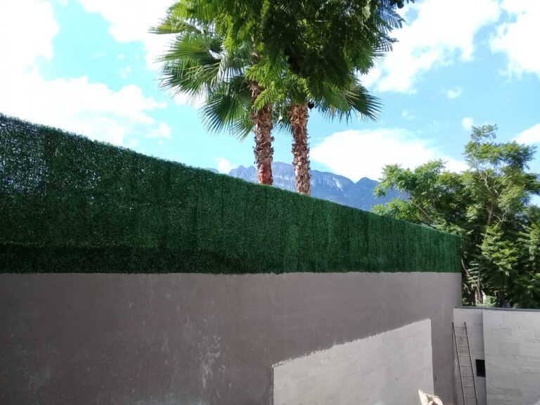 Follaje artificial barda con vista a la montaña Monterrey - REGAMA