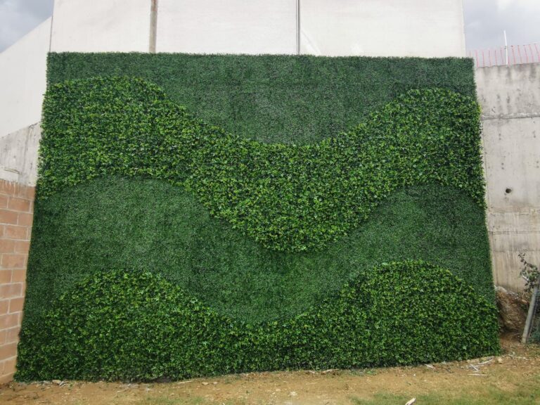 Follaje artificial muro verde diseño ondas Monterrey - REGAMA